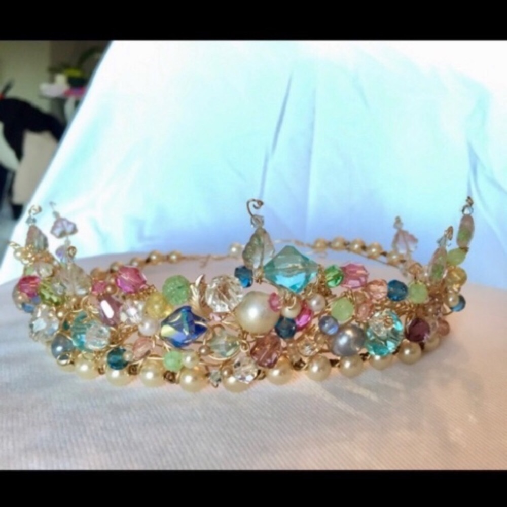 Princess crown made of gold wire and crystals. Fits all
